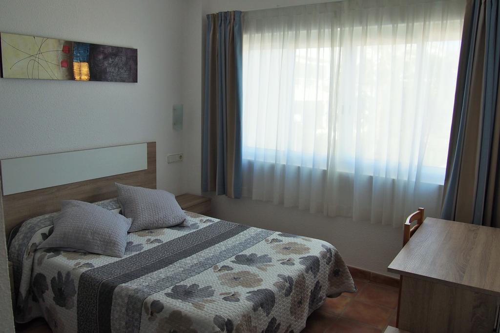 Hostal El Trovador 알테아 객실 사진